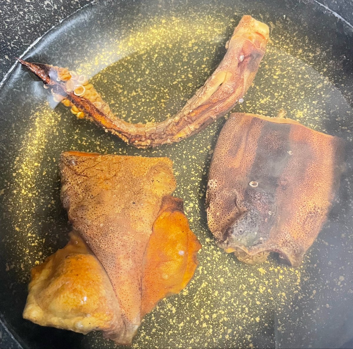 TkOfqq's tweet photo. 竹一のもみいか。
超絶美味しいよ！！！
酒がすすむよー🍶 https://t.co/ZbezcbMbM7