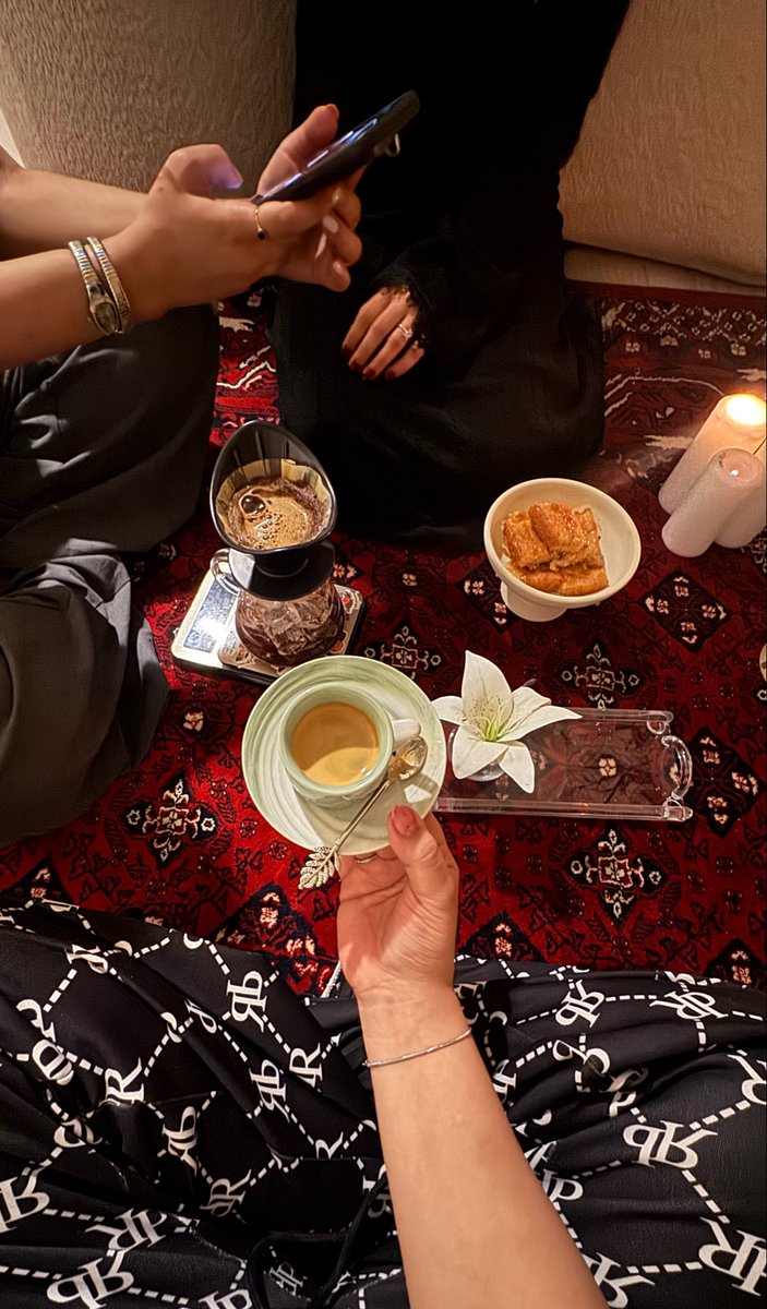Ili4llill's tweet photo. - جليـس تـوده ويـودك  - https://t.co/QKNLNiZKP2