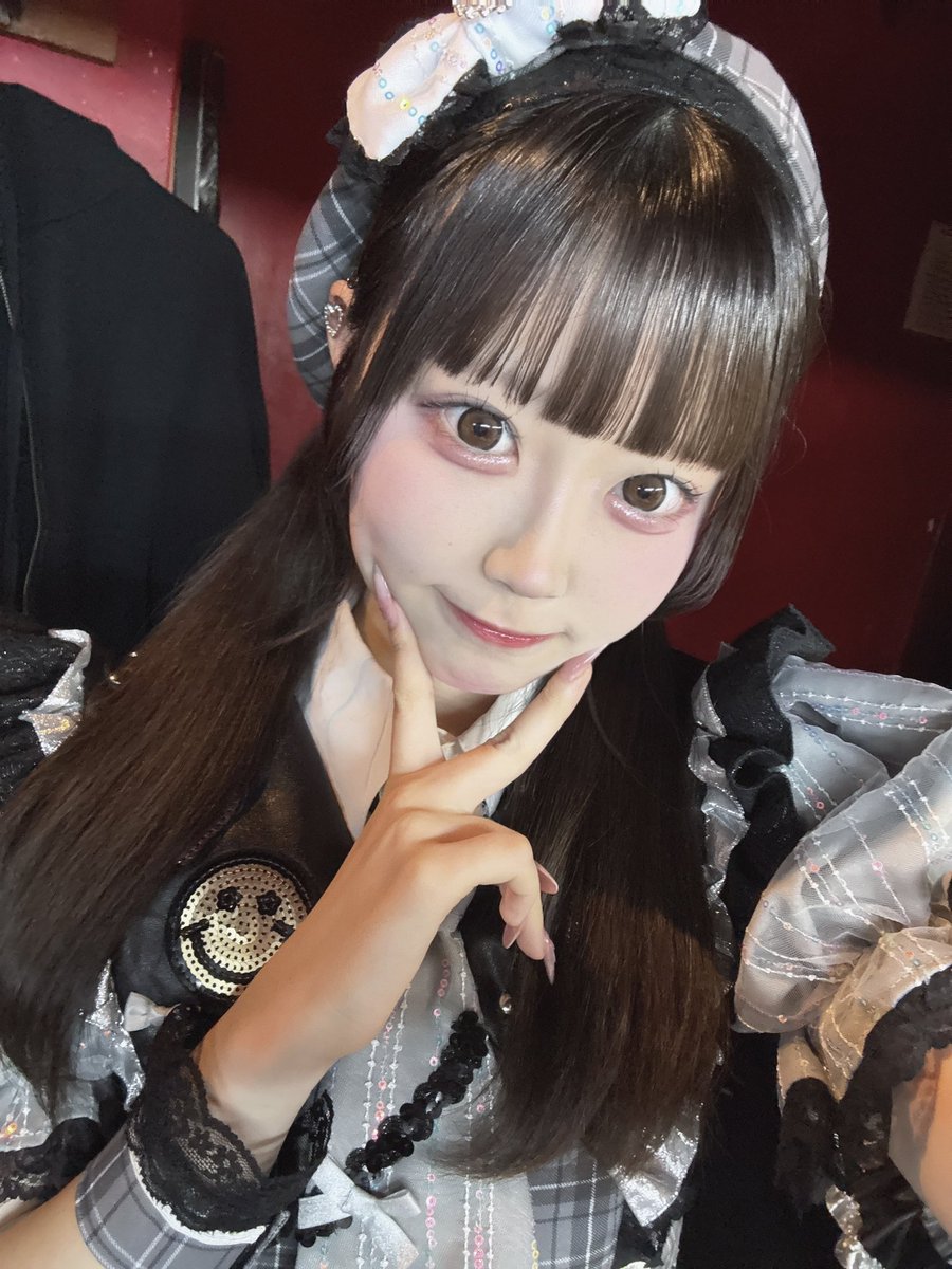 PiRiRi_kanon's tweet photo. 前髪ぱっつんにしてみたᴖ ·̫ ᴖ♩ https://t.co/9p7UIdWRhs