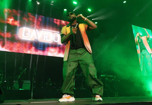 bombardier_bb's tweet photo. Davido’s gallery 
Member$Only 🛩️ https://t.co/pb2L9xKSEg