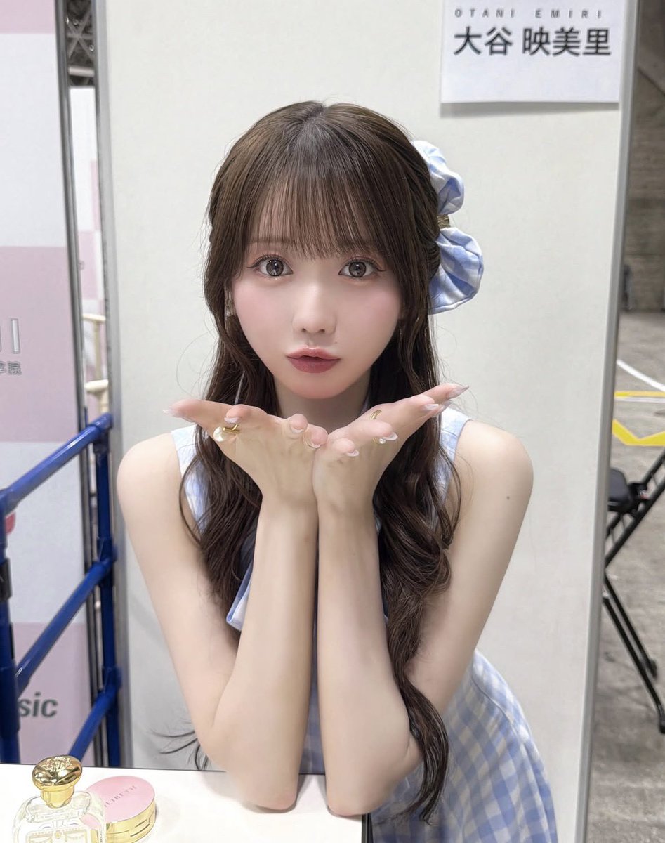 1103ntmn's tweet photo. リリベス19番㍉ちゃんも使ってるぽいから欲しいけど一般人が使ったら白塗りおばけになってまうか、、、 https://t.co/UfjYTV7xy2