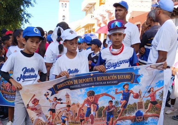 CMontiller's tweet photo. Se multiplica el alcance del #FestivalDeportivoEscolar, con
acciones en todos los municipios del país.
#Cuba y el #DeporteCubano no ceden. https://t.co/W2HNkWiAm9