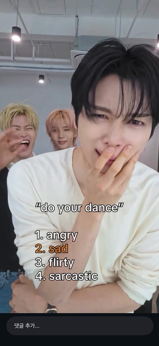 eemabgnoedd's tweet photo. 공부하기싫어씨발ㅠㅠㅠㅠㅠㅠㅠㅠㅠㅠㅠ https://t.co/08dxp8LK7u