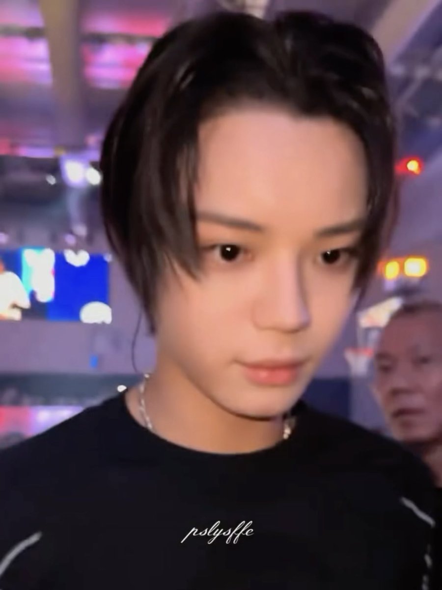Jymlngshott's tweet photo. 夜はまだ涼しい時期なのに君を見てると無性に熱くなるんだよね　責任とってくれるかな https://t.co/LJdcfVPh7w