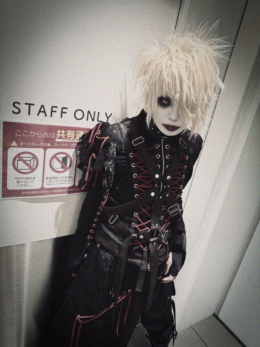 k20_ken's tweet photo. 2026.6.28 池袋harevutai
十一周年記念単独公演巡業二〇二六
｢世信戯劇｣ファイナル https://t.co/oYWZaiRxz7