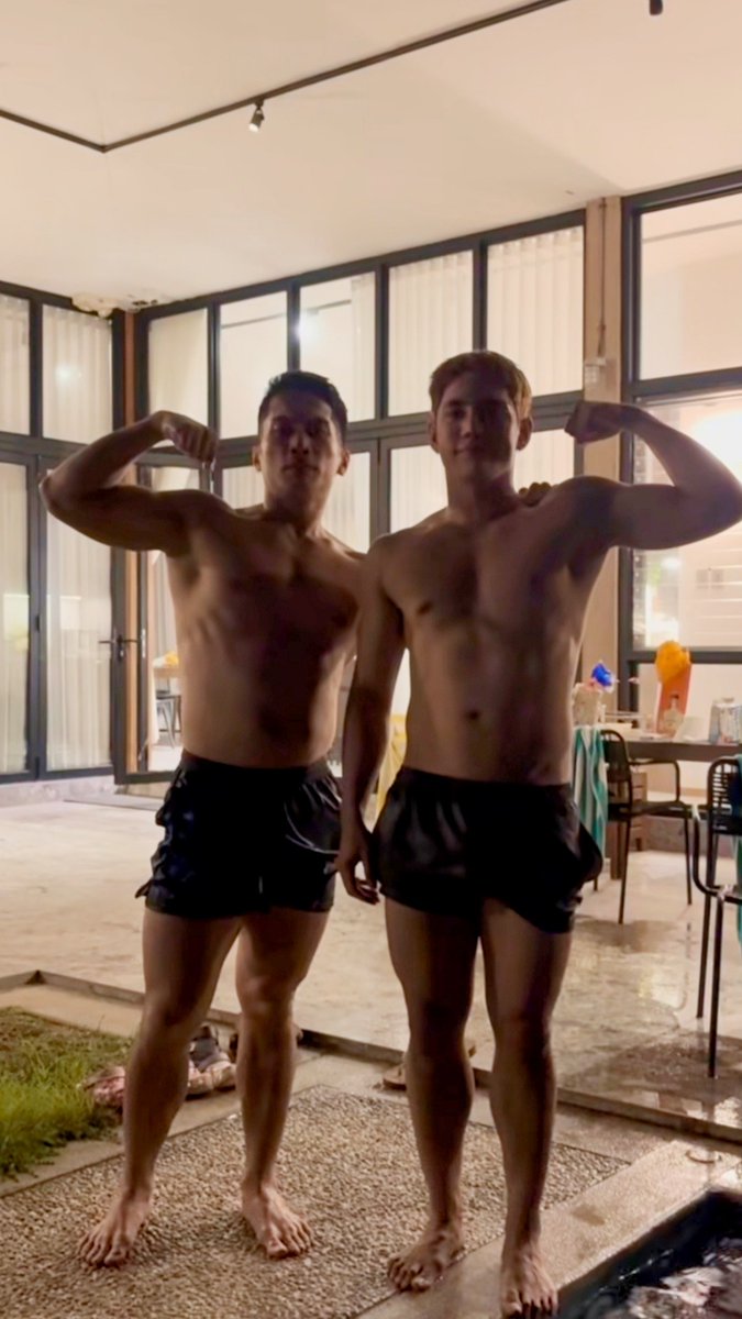 ChoiAjero's tweet photo. SUPERCOACH with SUPERMAN💪🏻💪🏻

#STELL @stellajero_ https://t.co/KsjU3pbnSG