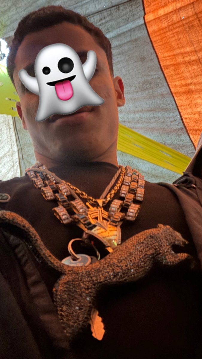 chefin_wl333's tweet photo. Dei as cara hj rs 👻🐆 https://t.co/T6SKcFbf5K