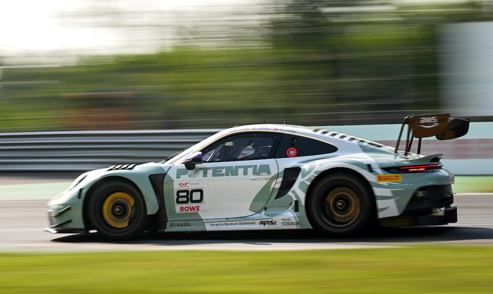 sportscar365's tweet photo. 🏆 PORSCHE WINS: Lionspeed GP drivers Thomas Preining, Ricardo Feller and Bastian Buus take Porsche's ninth @24HoursofSpa victory after charging up the order from a pit lane start.

➡️ https://t.co/ky3XbqprfC #IGTC #GTWorldChEu #Spa24H https://t.co/4cY0tvEpzd