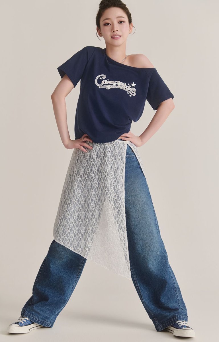 aespapic's tweet photo. KARINA for Converse https://t.co/aEW5jtac2O