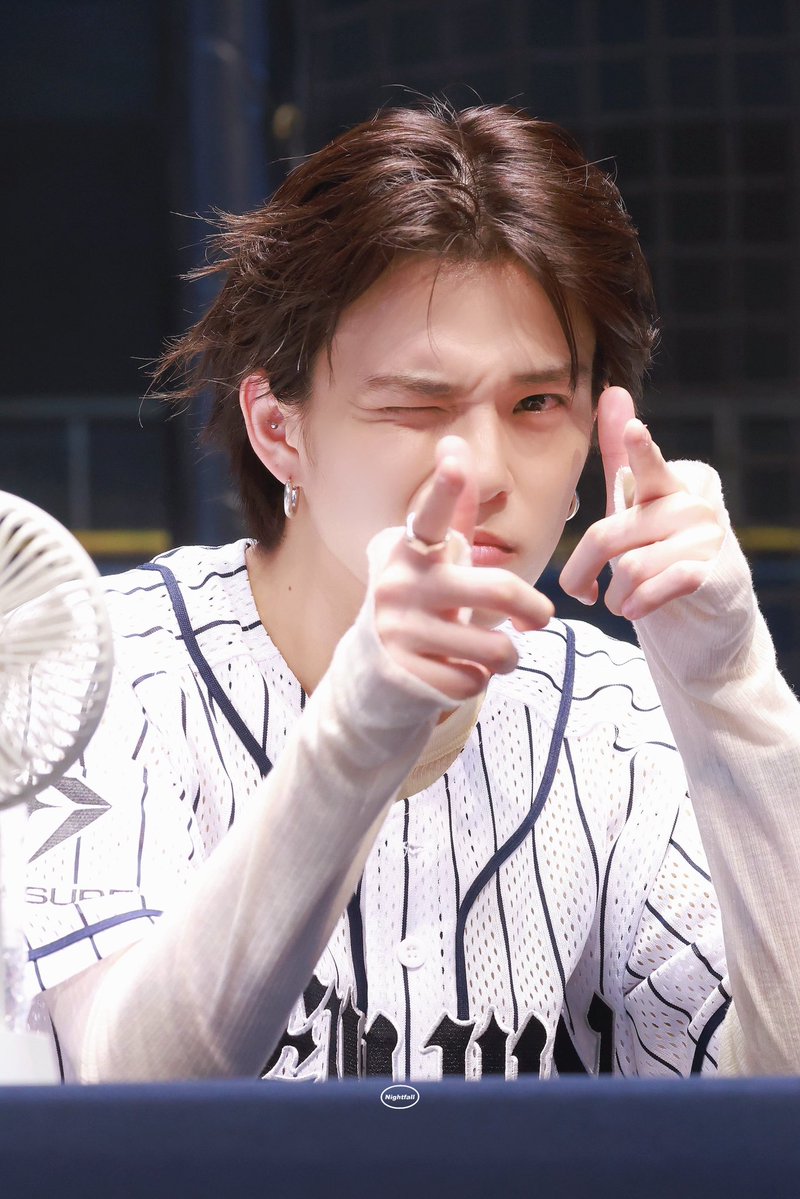 010820net's tweet photo. 260628 NEW WAV 활동 고생했어✊🏻
  #트레저 #TREASURE  #아사히 #ASAHI #アサヒ https://t.co/Z8CGwvunHf