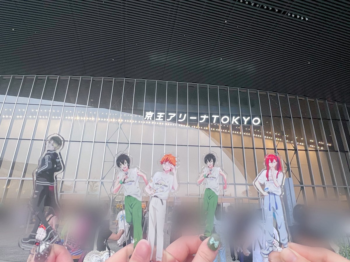 hbrz93's tweet photo. 本当に本当に本当に楽しい日だった
大好きな人たちと大好きな時間を過ごせて幸せ🎀 https://t.co/Qvrv1jqwPB