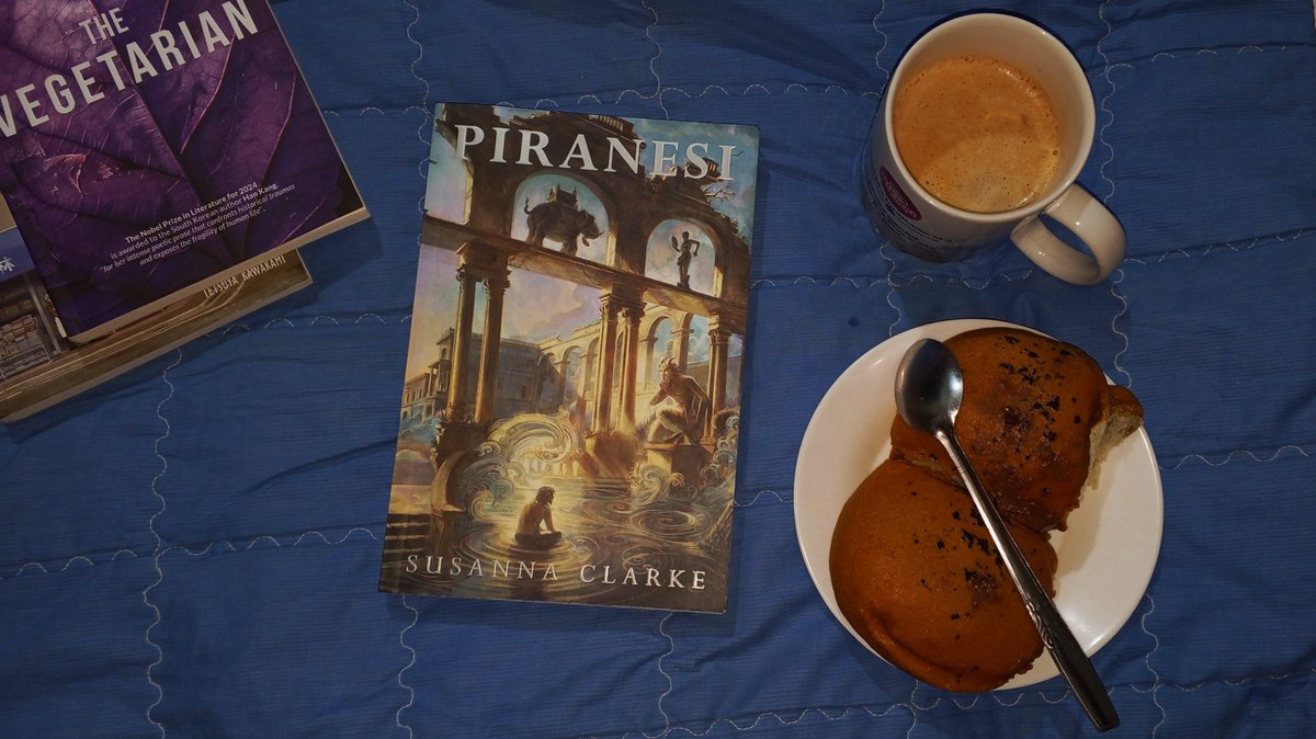 poetthetics's tweet photo. ㅡ☆Currently reading;

📖; Piranesi, oleh Susanna Clarke
🗓️; Minggu, 28 Juni 2026 https://t.co/FNRYkvyLXO