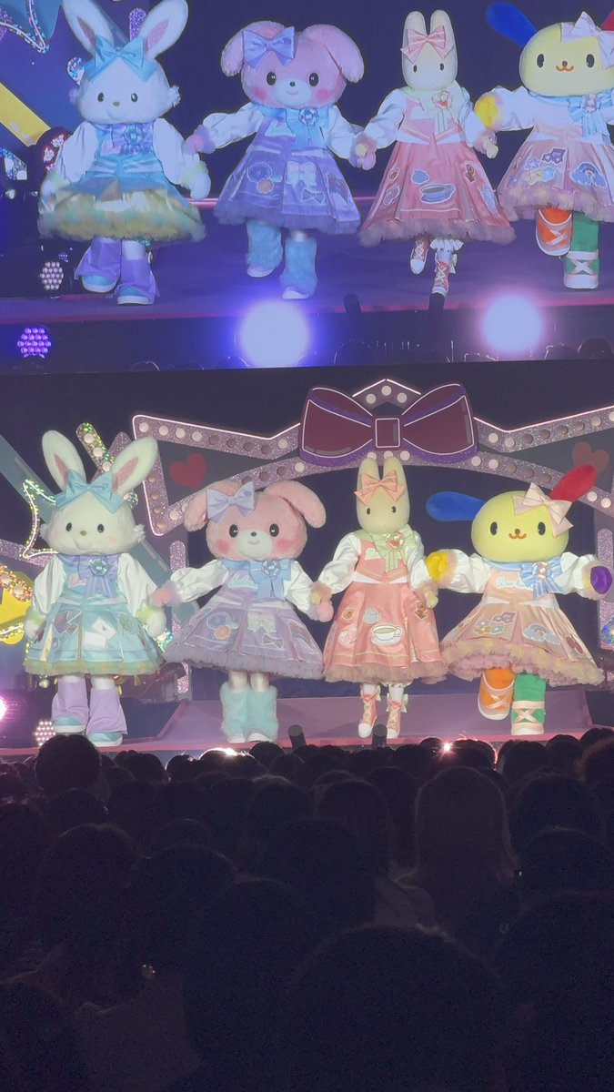 hangyooo87's tweet photo. サンリオフェス2日目
彼女は毎年行ってるから今年は連れてってくれた〜！
1日目と違う楽しみ方できたし、色んなもの見れて最高すぎた
ハンギョとはなちゃん来年も頑張ってね🍥🌼
交換してくれた方々、本当にありがとうございました🙏 https://t.co/Wot9Y2DWyM