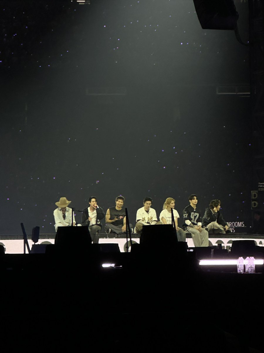 kosmobuys's tweet photo. can't believe it's been a month 🥹 #BTS_WORLDTOUR_ARIRANG_LASVEGAS https://t.co/qJ5C4qedNU