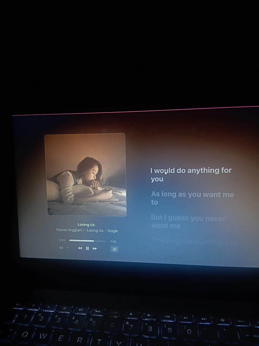 urcomplexxx's tweet photo. Rai aku back to this era padahal kemarin aku ngasih dia lagu jika nanti moga aja dia dengerin ya https://t.co/mgAzAawb2M