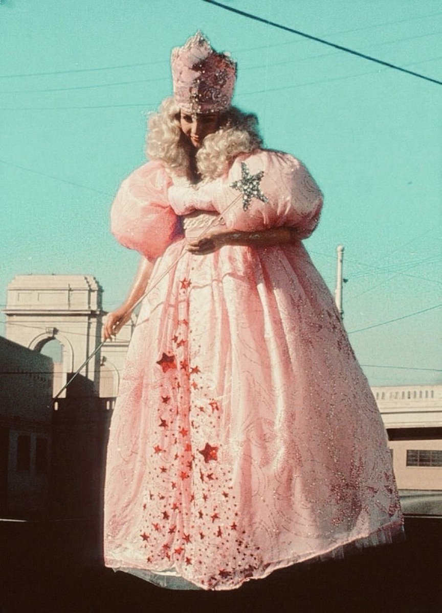 castcredits's tweet photo. Sheryl Lee in ‘Wild at Heart’ (1990) https://t.co/p4S2HwBrcj