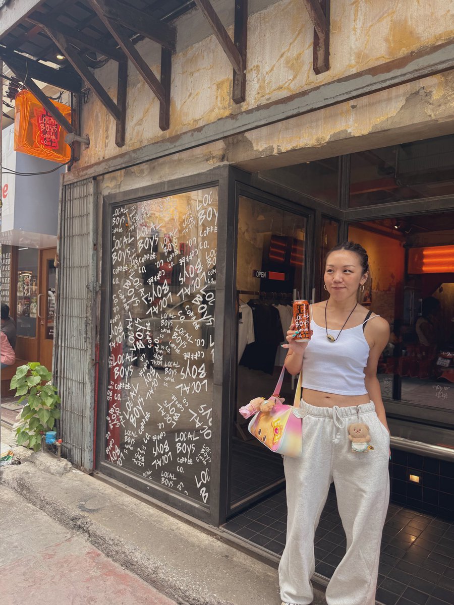 SEKAINOSAYUMI's tweet photo. 帰るよ〜🇹🇭🇯🇵ありがとう🙏❤️ https://t.co/IsRlIORCqT