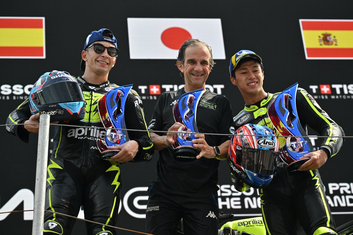 Michelin_Sport's tweet photo. MotoGP: @AiOgura79 claims maiden @MotoGP success as Michelin delivers in Assen heat
🔗 https://t.co/MUtMpPPxjo

MotoGP : première victoire d’Ogura à Assen, Michelin maîtrise le défi de la chaleur
🔗 https://t.co/E8pOVLR5u3

#MichelinMotoGP #DutchGP https://t.co/N9wxkvCQ0Q