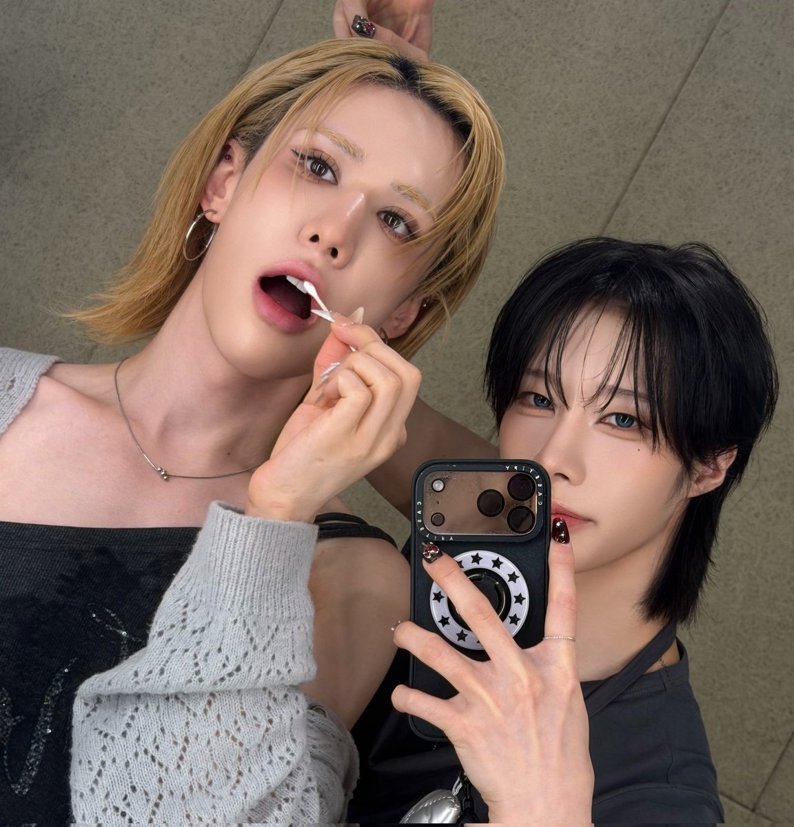 nic1lv's tweet photo. i love them soo much❤️‍🩹 https://t.co/t8b6mH6RUu