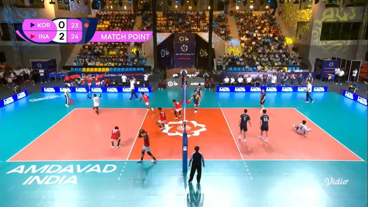 48bolaID's tweet photo. JUARAAAAA!!!!!! 🔥🔥🔥

Timnas Voli Putra Indonesia menjadi Juara AVC Cup untuk pertama kalinya sepanjang sejarah dan dendam akhirnya terbalaskan 👏

Korea Selatan gagal "kawin gelar" AVC Cup ❎

#AVCMensCup2026 https://t.co/Xpr1wtYZuy