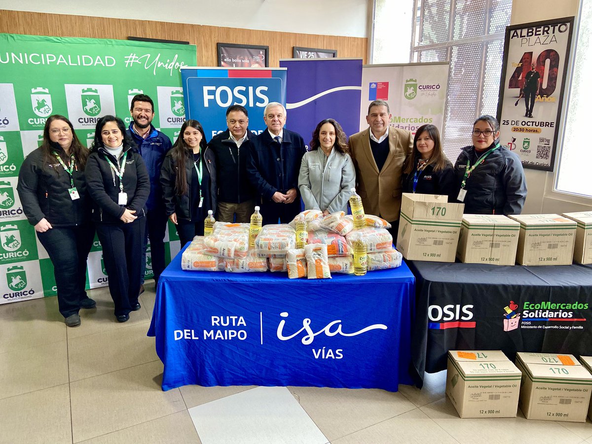 FOSIS_Maule's tweet photo. ✅ Recibimos donación de alimentos para nuestro EcoMercado Solidario de Curicó

✅ Reunión con alcalde de Talca, Juan Carlos Díaz Avendaño

✅ Reunión con nuevo director regional del Instituto de Previsión Social, IPS, Bernardo Vásquez Bobadilla https://t.co/wHjwF3F0a1