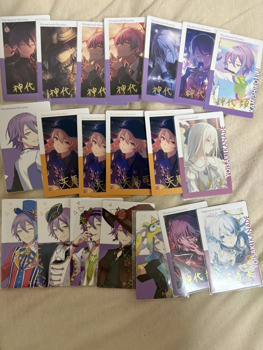 showtime0517's tweet photo. プロセカ　エピカ　epickCard 譲渡　買取　箔押し
譲　画像1枚目〜4枚目
求　1枚275円＋送料
詳細は7枚目参照

振込みのみ https://t.co/aYlHJY2tkS