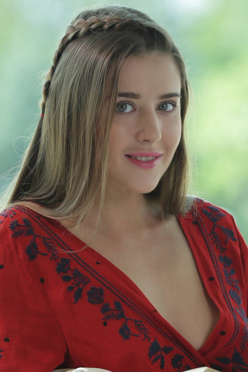 celebcrush4922's tweet photo. Sybil A 😍🥰
#Sybil #SybilA https://t.co/BtRvIX4QN6