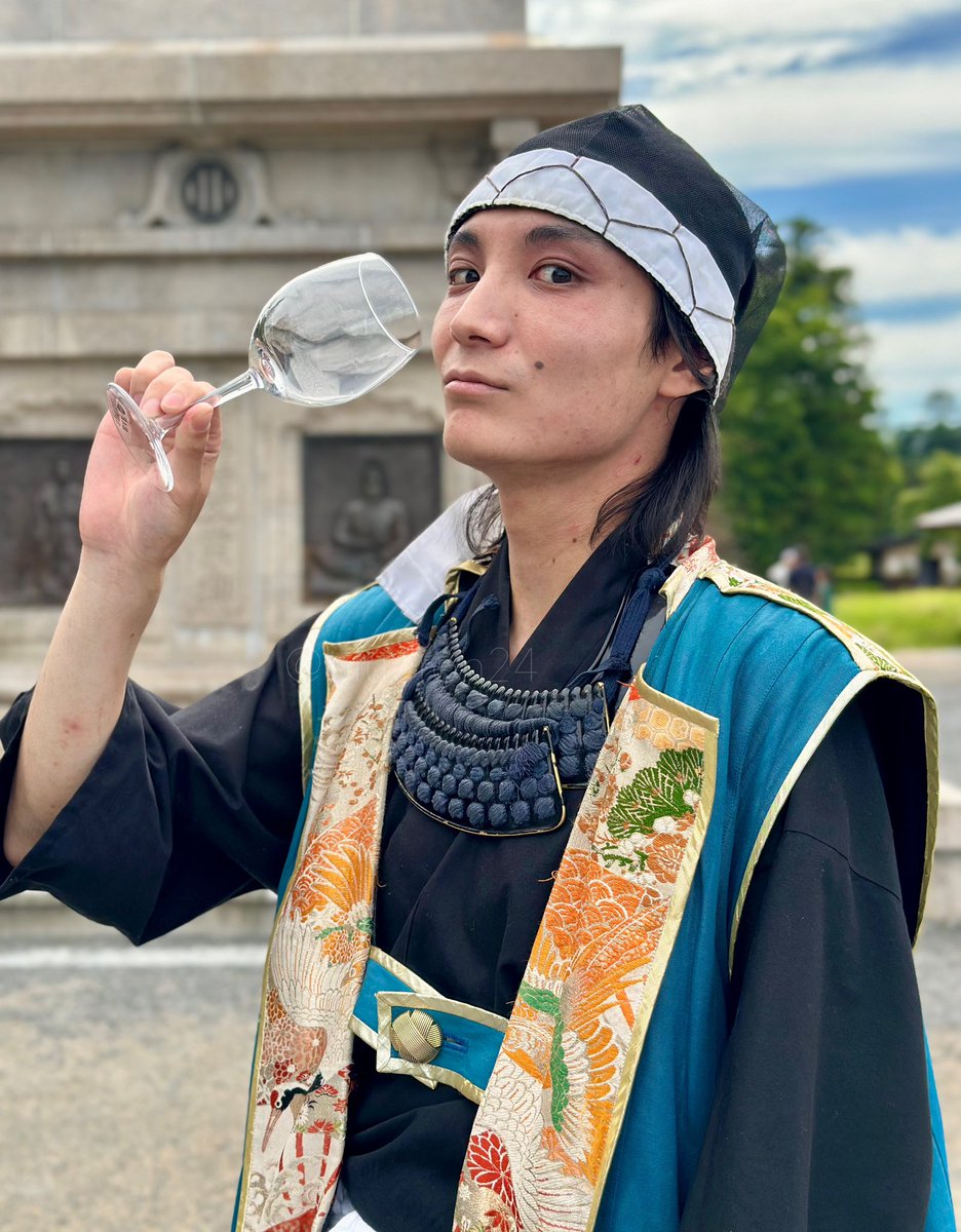blueron24's tweet photo. 2026/6/28
#BAR仙台 のグラスと共に🍷✨

#伊達政宗 様
#伊達成実 様
#片倉小十郎重綱 様

#伊達武将隊 
#仙台城跡 https://t.co/GDqsx0flS8