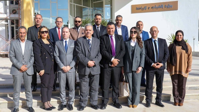 Watson9_9's tweet photo. Une équipe de bras cassés
#Tunisie #FTF https://t.co/RS573f9QQz
