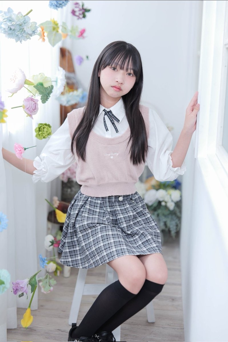 UJ3_57's tweet photo. 特別で大切な4人
#桜まほ #丸上ひまり
#あんな #中井ゆゆ https://t.co/WhWcZq8Wg8