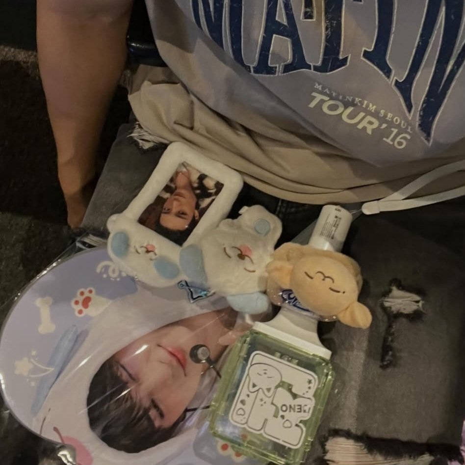 423folder's tweet photo. matin kim japan shared a jeno fanboy's post on their story~ jeno are you seeing this? 😁 https://t.co/KkG6utdz7g