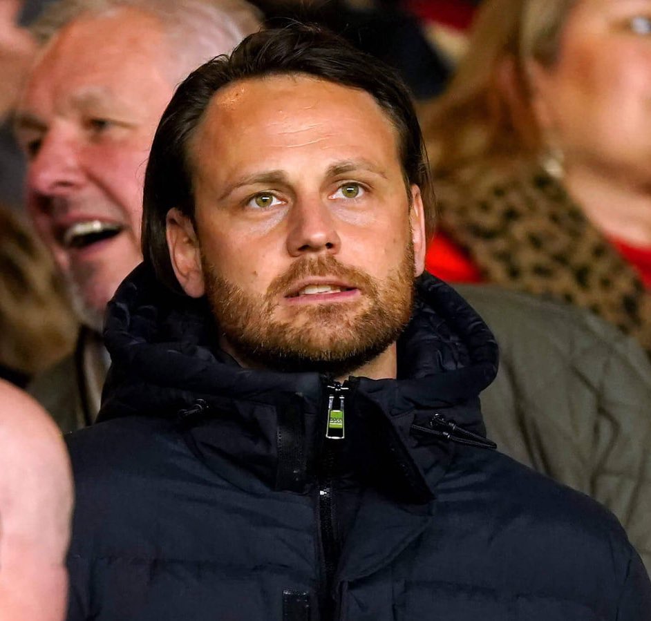 UtdXclusive's tweet photo. 🚨 NEW: How United’s recruitment process works:

The process begins by identifying the position or player profile the club is looking to strengthen. From there, Christopher Vivell and his recruitment team take the lead in identifying suitable targets and gathering detailed information on players from across world football. Recruitment assessments are supported by reports from the club’s scouting network before discussions move to the next stage.

United’s data department also plays an important supporting role throughout the process. Rather than driving recruitment decisions, data is primarily used to help build longlists, filter potential targets and provide additional analysis as discussions progress.

Kyle Macaulay oversees the club’s senior scouting operation, with his department feeding into the wider recruitment process alongside Vivell’s team. Potential targets are then ranked and narrowed down before a final shortlist is agreed internally.

While the process is collaborative, Jason Wilcox has the final authority over football recruitment decisions. Another key figure is director of football negotiations Matt Hargreaves, who plays a major role in managing relationships with agents and leading negotiations with clubs. He has been involved in a number of successful negotiations in recent years.

[@SamC_reports, @GiveMeSport]