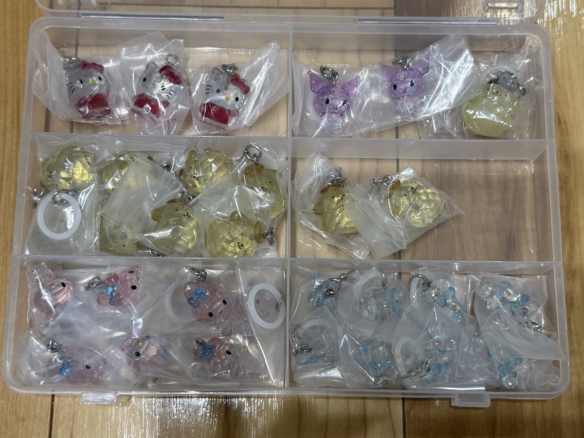 Mpjo55s's tweet photo. 交換希望

ヤフフリ経由

譲 画像1-3枚目
求 画像4-7枚目

交換可能なものを画像つけてお願いします✨
その他未所持であれば検討します！！ https://t.co/AodFWGxIfQ
