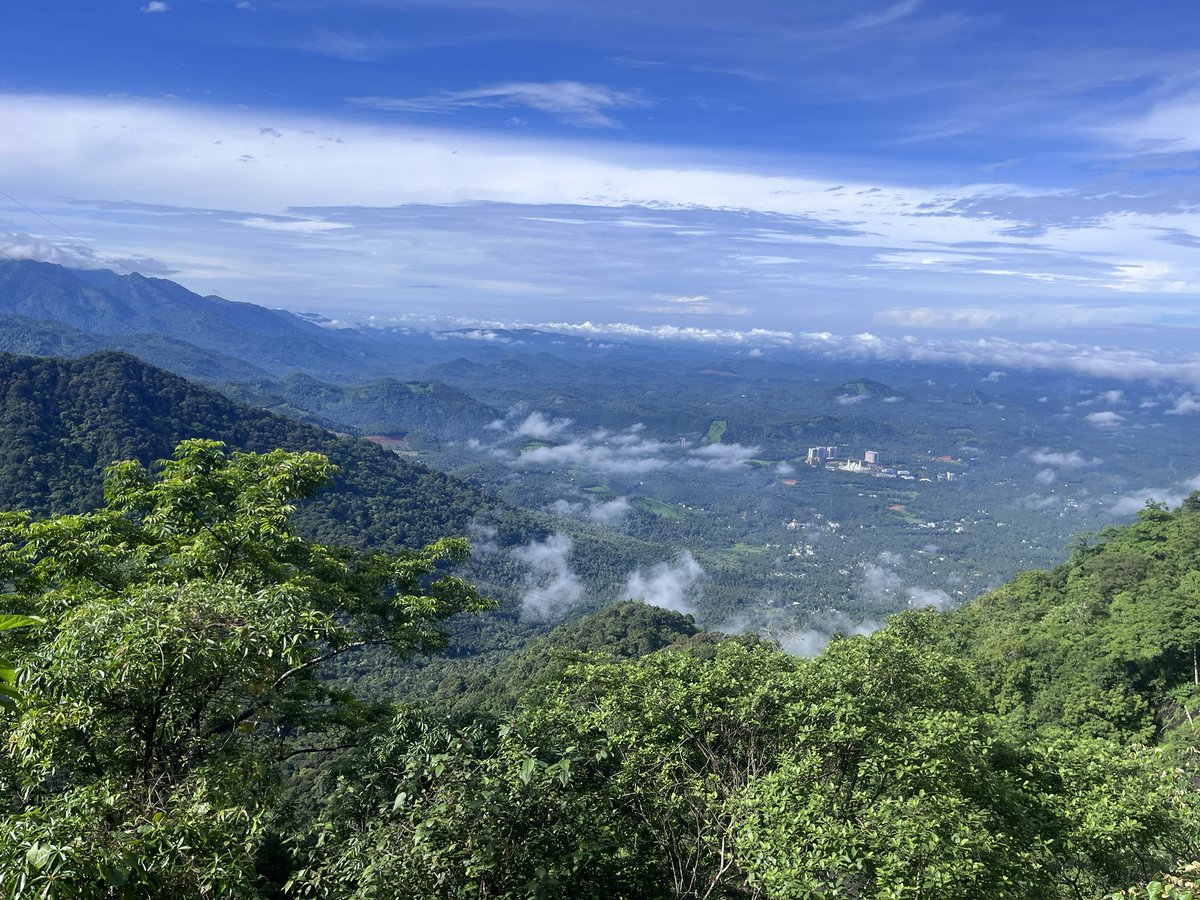 Ripu_Uberoi's tweet photo. @manaman_chhina Sir was in Wayanad last week, Kerala is truly gods own country https://t.co/UP51dOlQ04