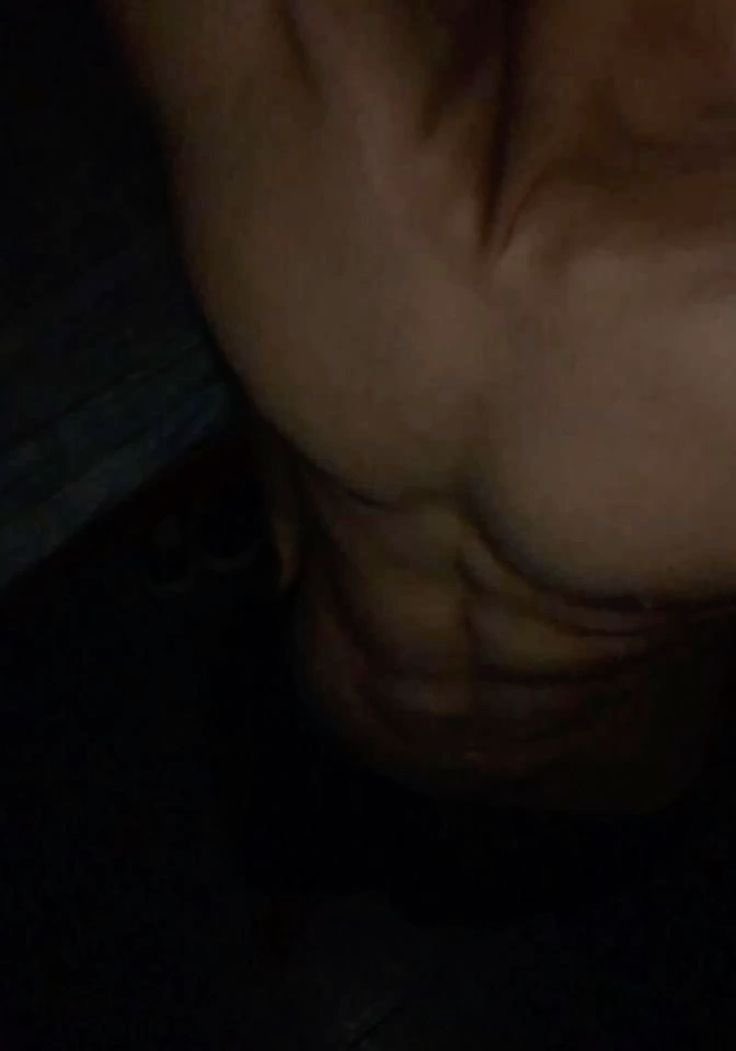 kyler_267's tweet photo. ib đêm khongg👅 https://t.co/3FvPwMJm7u