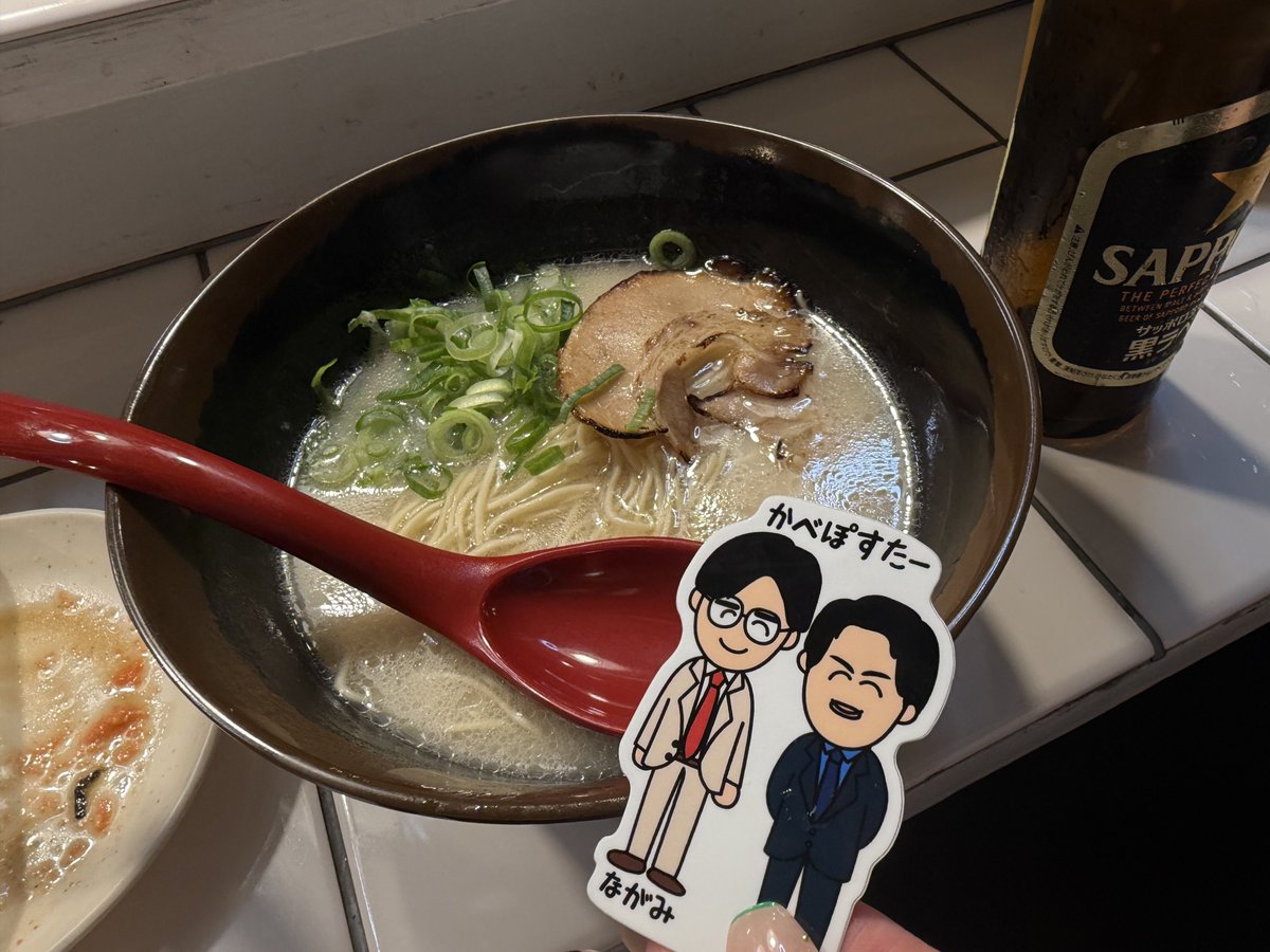 hey_mgn's tweet photo. 福岡爆食山笠壁紙堪能ツアーとても楽しかった⛩️🍞📌念願のMLBカフェも行けた！全部おいしかった🤤 https://t.co/88IjmTDnei