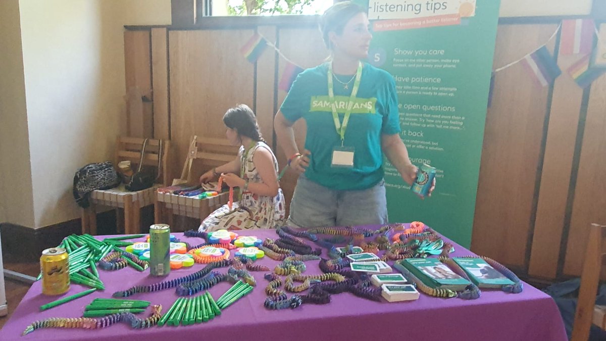 BD_Samaritans's tweet photo. Keeping the #Pride celebrations going! 🏳️‍🌈

Bexley &amp; Dartford Samaritans were at Pride on the Side in Erith, this weekend.

The event had a fantastic vibe, with so many great and meaningful conversations. Thanks for having us @ErithPride! https://t.co/cYHDiJeyfi