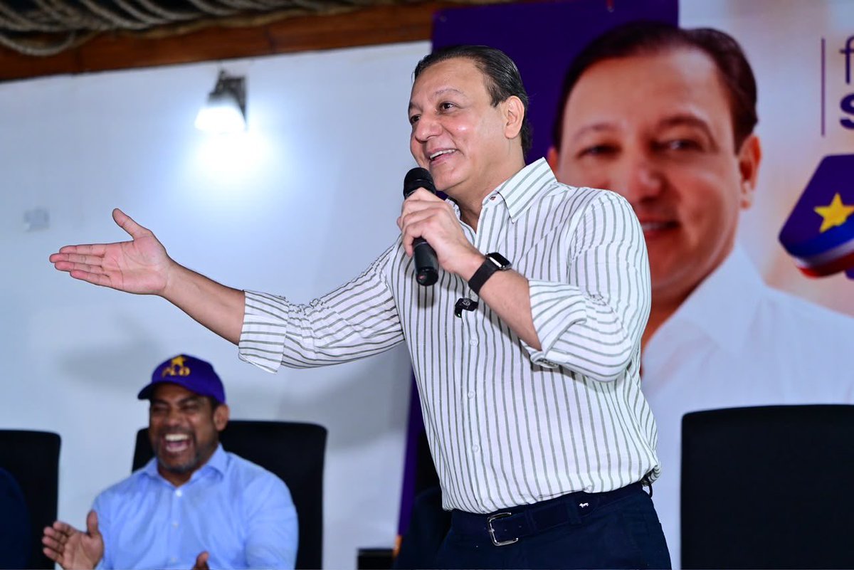 Miralba's tweet photo. Abel Martínez afirma: “No habrá paños tibios para enfrentar la migración irregular”.

Expresó que el problema es el reflejo de la indiferencia y falta de voluntad de todos los gobiernos, pero afirmó que se ha desbordado dramáticamente durante la administración del PRM. https://t.co/jo13ZUrEb9
