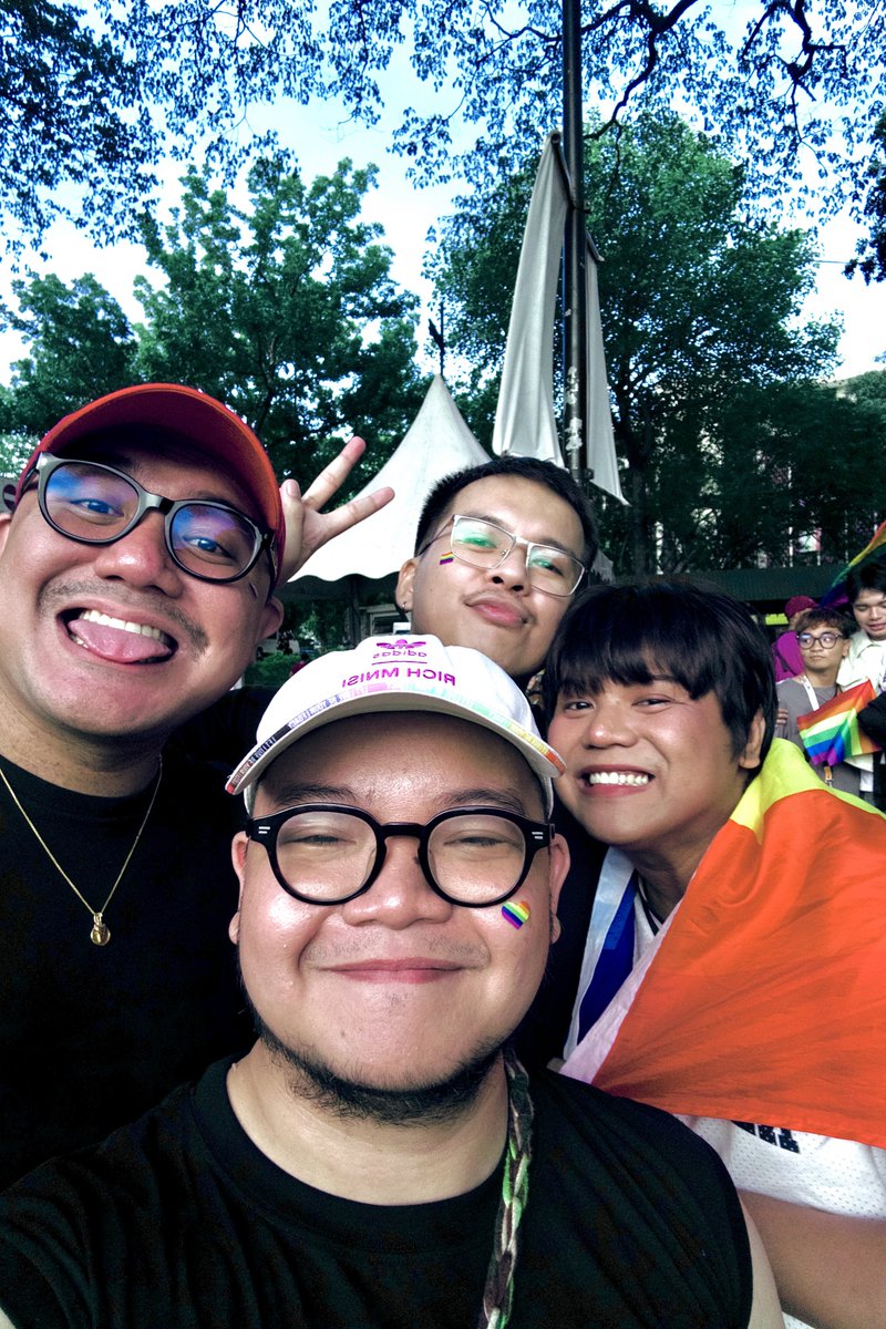 schandeulier's tweet photo. nag simula sa ignacia ✨💕🏳️‍🌈 @adriandegu @lemwellrei @sarcasmicbeing https://t.co/aZ1XuOw0y3