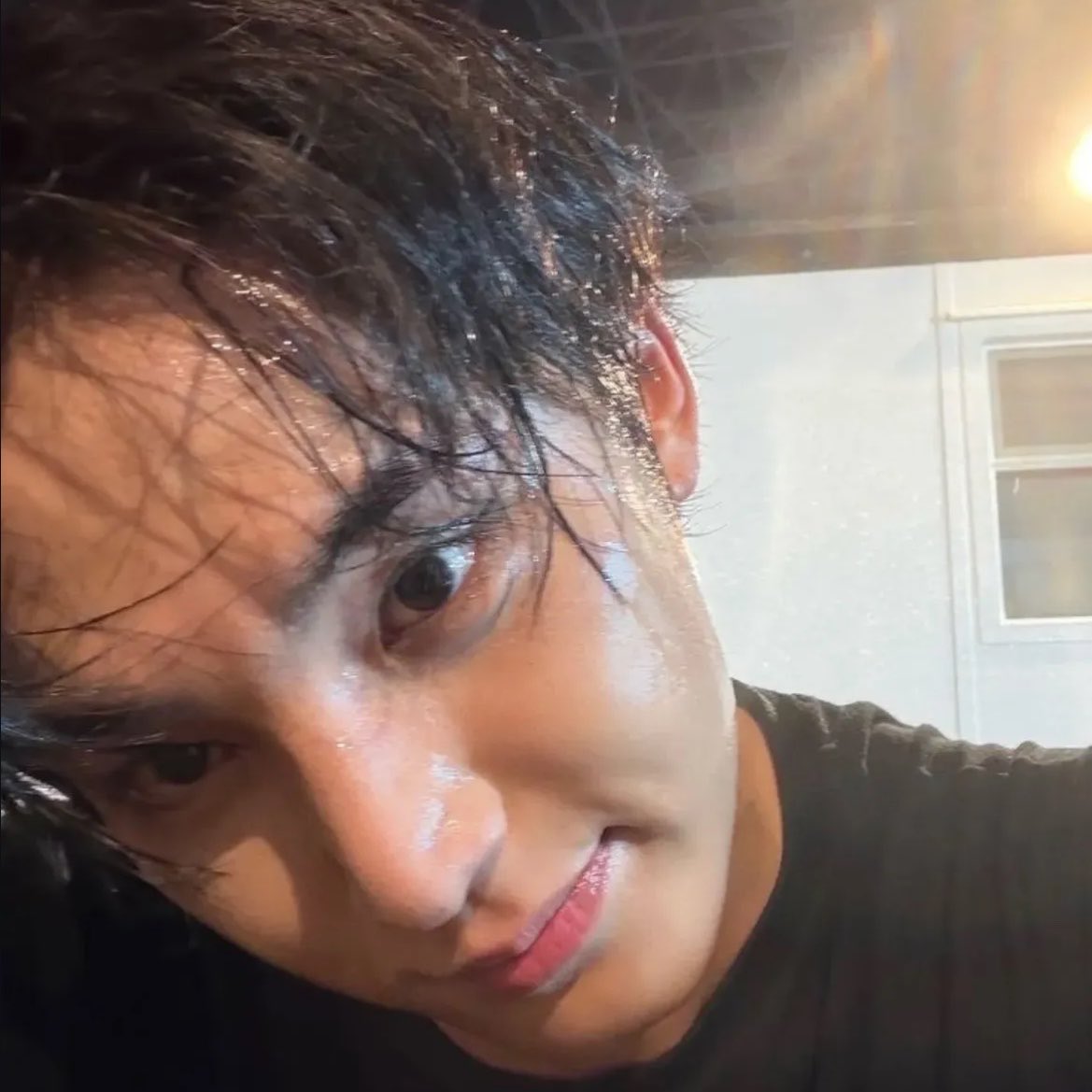 zenfraeyns's tweet photo. they kinda have the same smile….

#bonniepattraphus #beonnnie #mingyu https://t.co/vLfQgtv3Gr