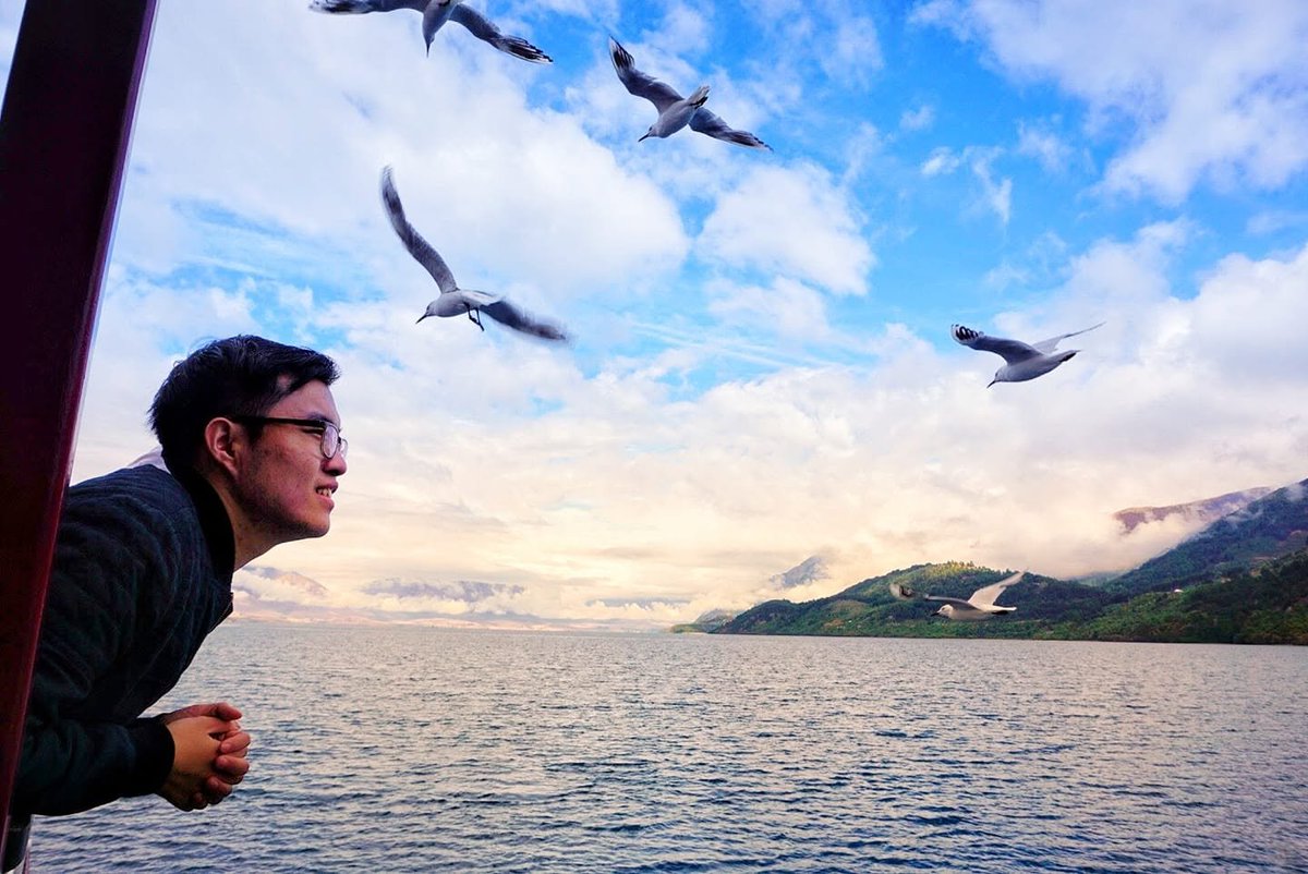 FuiiThanawat's tweet photo. 1 ในทริปที่ผมไปมาและชอบที่สุด 
คือ Queenstown New Zealand เกาะใต้ 😊

ตอนนั้นได้มีโอกาสไปกับ Partner ที่ทำธุรกิจ
สิ่งที่ชอบสุดๆ คือความธรรมชาติของเมือง อากาศที่ดีมาก
แกะเดินเพียบ ได้ไปเล่น Paraglyding ด้วยสนุกมากเลยยย
Shot Overjet ก็ห้ามพลาด เรืออะไรจะวิ่งใส่หินอยู่นั้น 55
พักดีด้วยทริปนั้น นอน Marriot ทุกวัน สบายสุด อาหารก็อร่อย 

ใครสายชิว สาย Adventure ไปตำกันได้นะ
หรือเคยไปก็มาเม้ากันได้ครับผม 😍