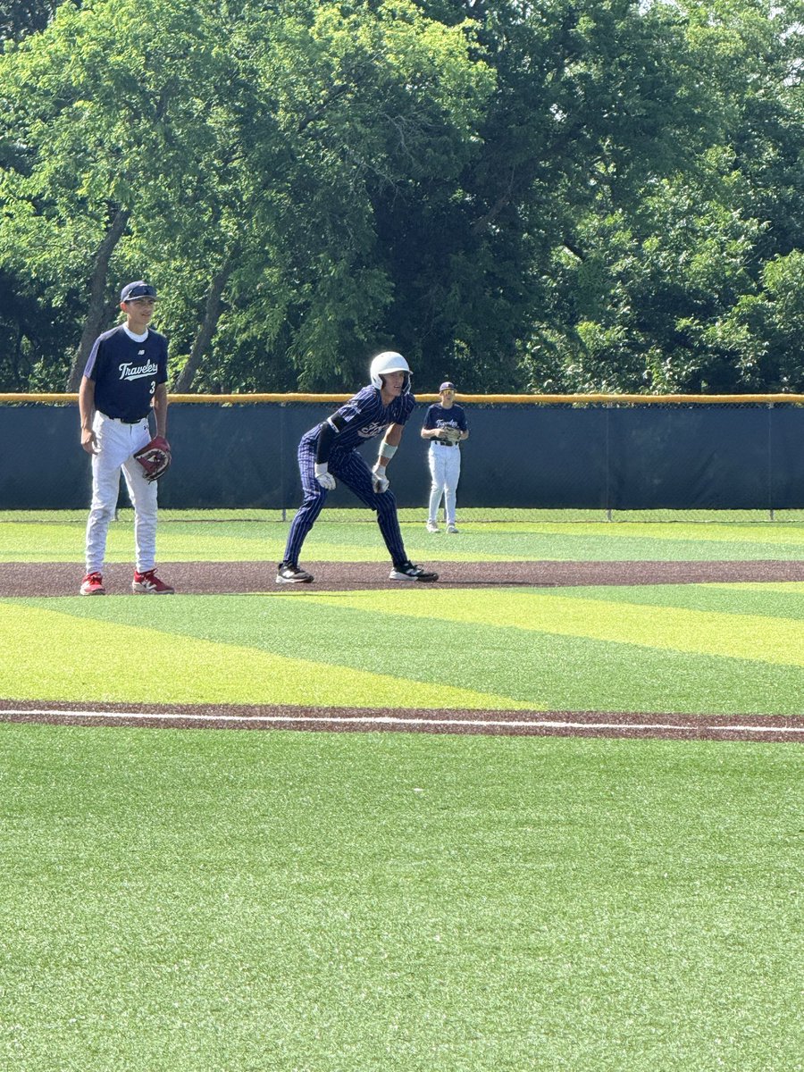 harmon_ryker's tweet photo. Development never stops. Summer league reps.

#uncommitted #2029Grad #FiveTool #TexasBaseball

@DTigerBaseball @vabaseball1 https://t.co/4knXBibhTQ