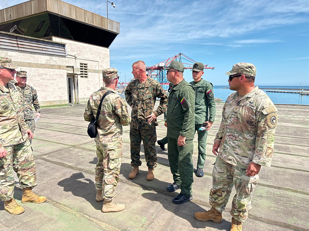 Southcom's tweet photo. Earthquake relief in Venezuela:
#SOUTHCOM’s Maj. Gen. Kevin J. Jarrard and U.S. military personnel coordinated with Venezuelan officials today to conduct a port survey at the Port of La Guaira.

The United States stands with the Venezuelan people and has mobilized an unprecedented, large-scale response to support international earthquake relief efforts in the country. The @DeptofWar is supporting the @StateDept-led U.S. response.
@SecWar @WHAAsstSecty @USForeignAssist @USAenEspanol @usembassyve