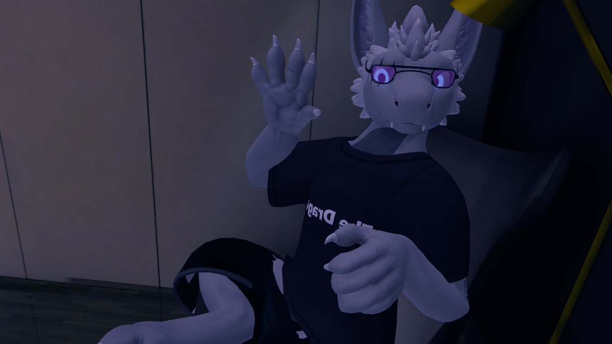 Dawn_The_Dragon's tweet photo. Some goober Pics
#vr #furryvr #dragonvr #vravatar #furry #dragon #moonfang #MoonfangDragon https://t.co/lprtMA78VG