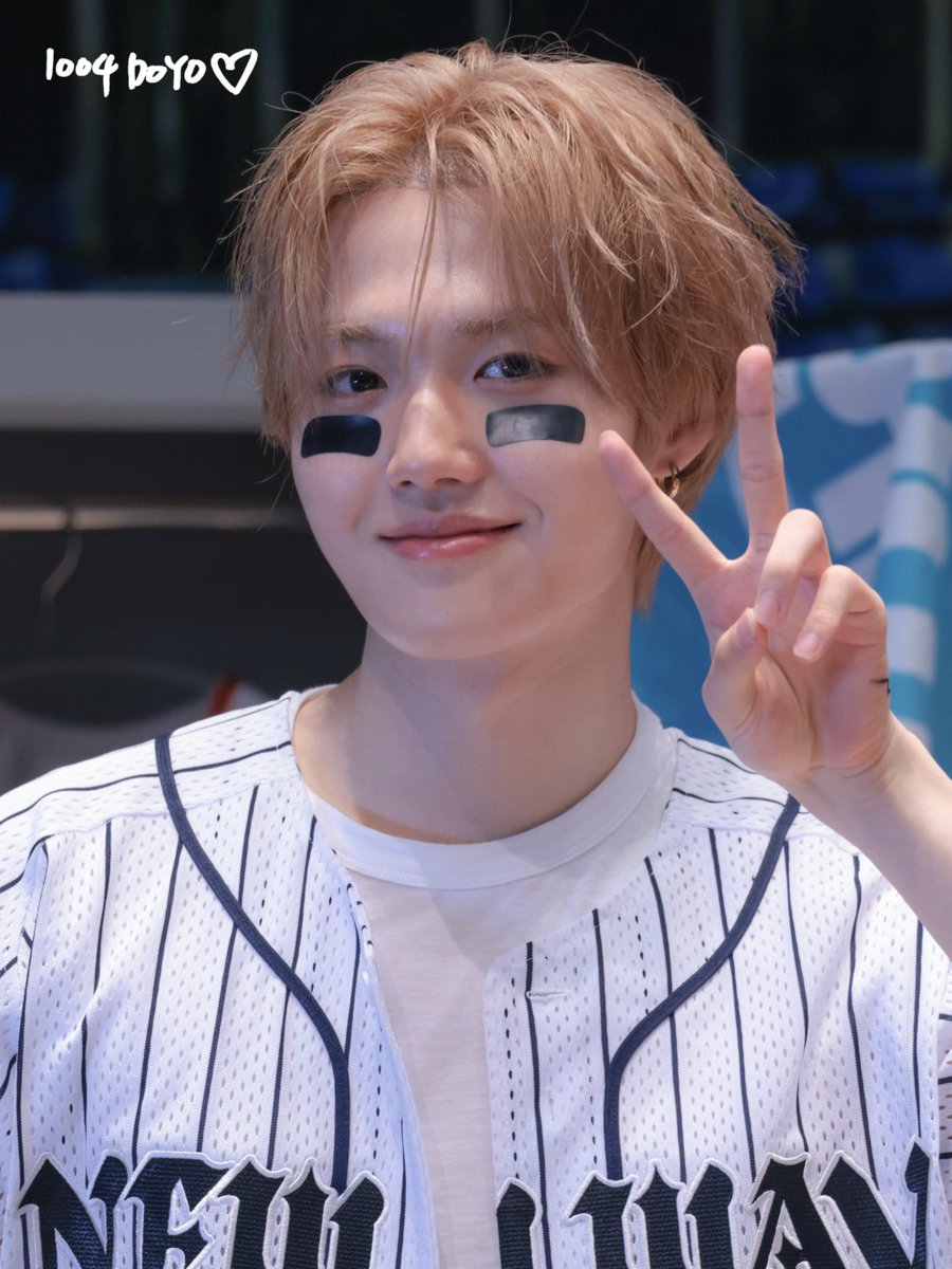1OO4DOYO's tweet photo. 260628 MUSICPLANT 뮤직플랜트 대면팬싸

메이저리거⭐️

#TRESURE #트레저
#도영 #DOYOUNG #ドヨン https://t.co/yAkzC6Sh63
