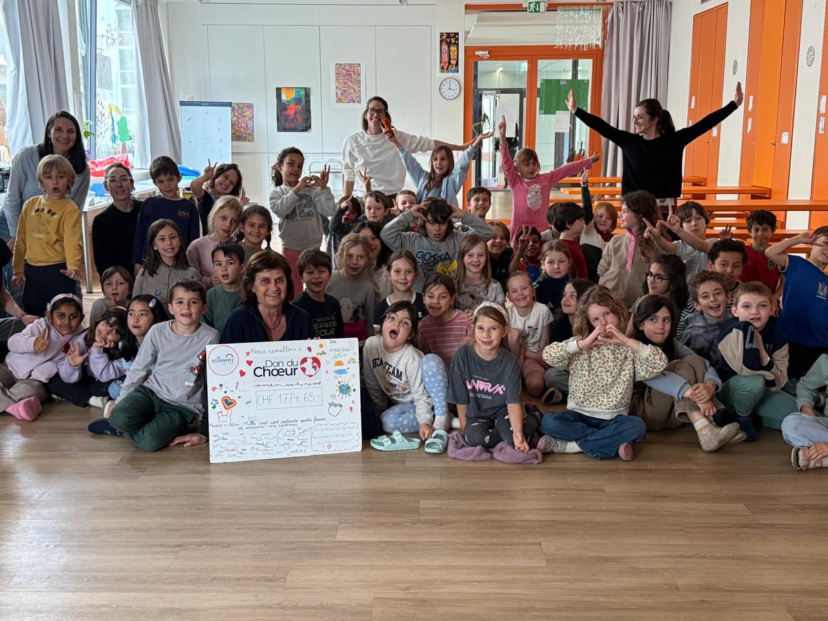 Don_du_Choeur's tweet photo. ✍️ La #DicteeDuChoeur, c'est une dictée où chaque mot bien orthographié est sponsorisé au profit d'un projet éducatif.
🎉 Déjà CHF 52'821.05 récoltés grâce à près de 950 élèves !
🏫 3 salles de classe seront financées au Cambodge. Merci à tous les participants ! ❤️
#DonDuChoeur https://t.co/jOOX3gvysZ