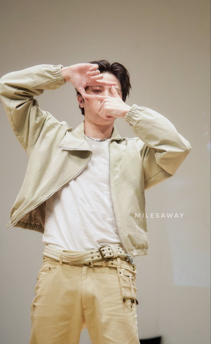Milesaway0810's tweet photo. 260628 EVERLINE

Awesome SOJH 

#SOJUNGHWAN #소정환 https://t.co/6UIUGIFk9A