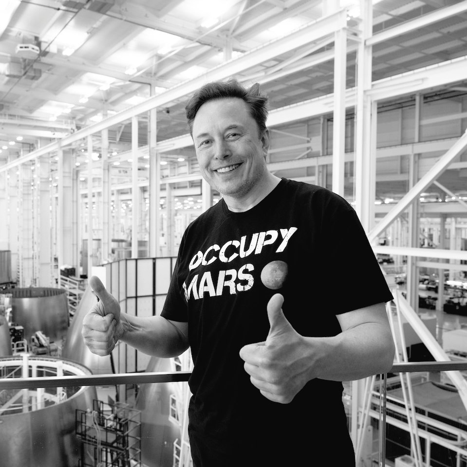 DimaZeniuk's tweet photo. Elon, thanks for building a better future

One day we will occupy Mars https://t.co/ctDUx98A3b