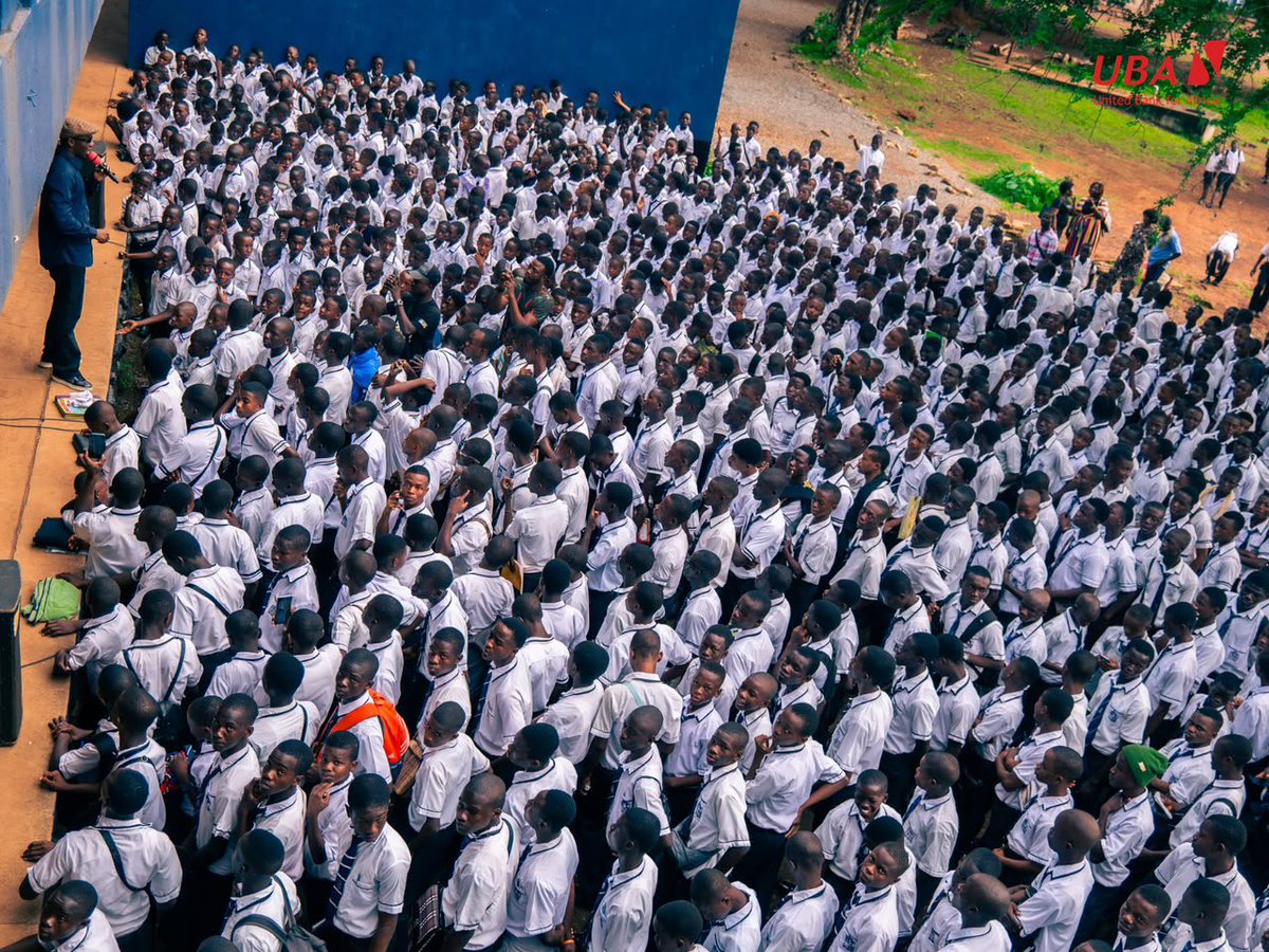 shukubly's tweet photo. We made a stop at the great Methodist Boys High School, Kiss Freetown as @drizilik continues the @UBA_SierraLeone Nexgen and Leo school tour. 

What an incredible experience it was with the Boys.

Krio Fusion is incredible 

#Drizilik #KrioFusion #uba https://t.co/aGA36SgY2R