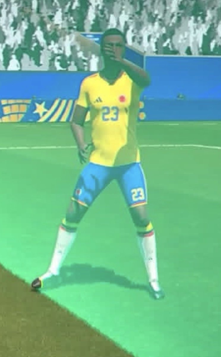 michaelkulczyk's tweet photo. I was watching this live last night #fifaworldcup @FIFAWorldCup @FIFAcom I’ve been saying this for years - shoulders and torso only - this isnt a race, it’s soccer- The trunk of the body is enough! https://t.co/2r0kwfeNEG